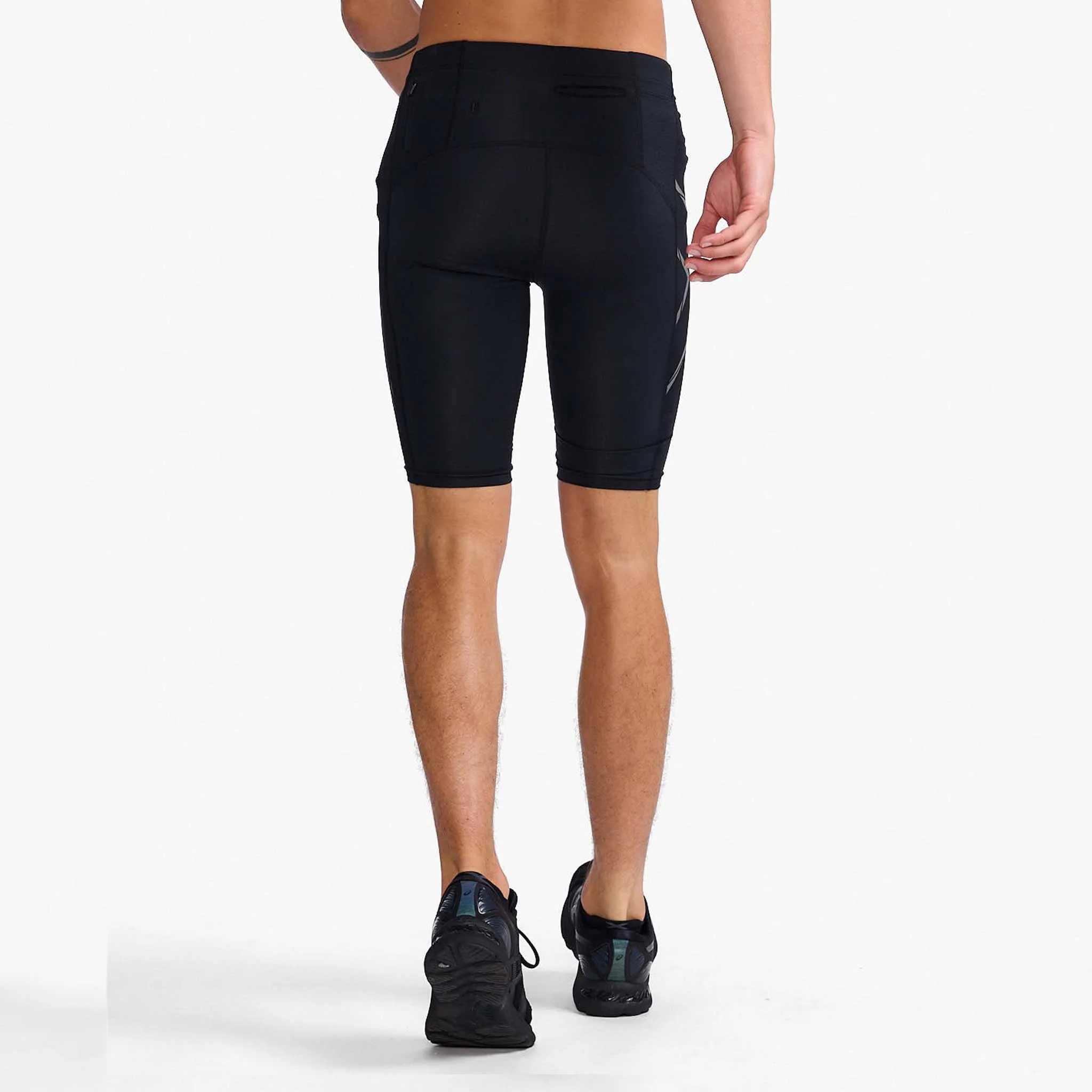 2XU | Men's Light Speed Compression Shorts - Black