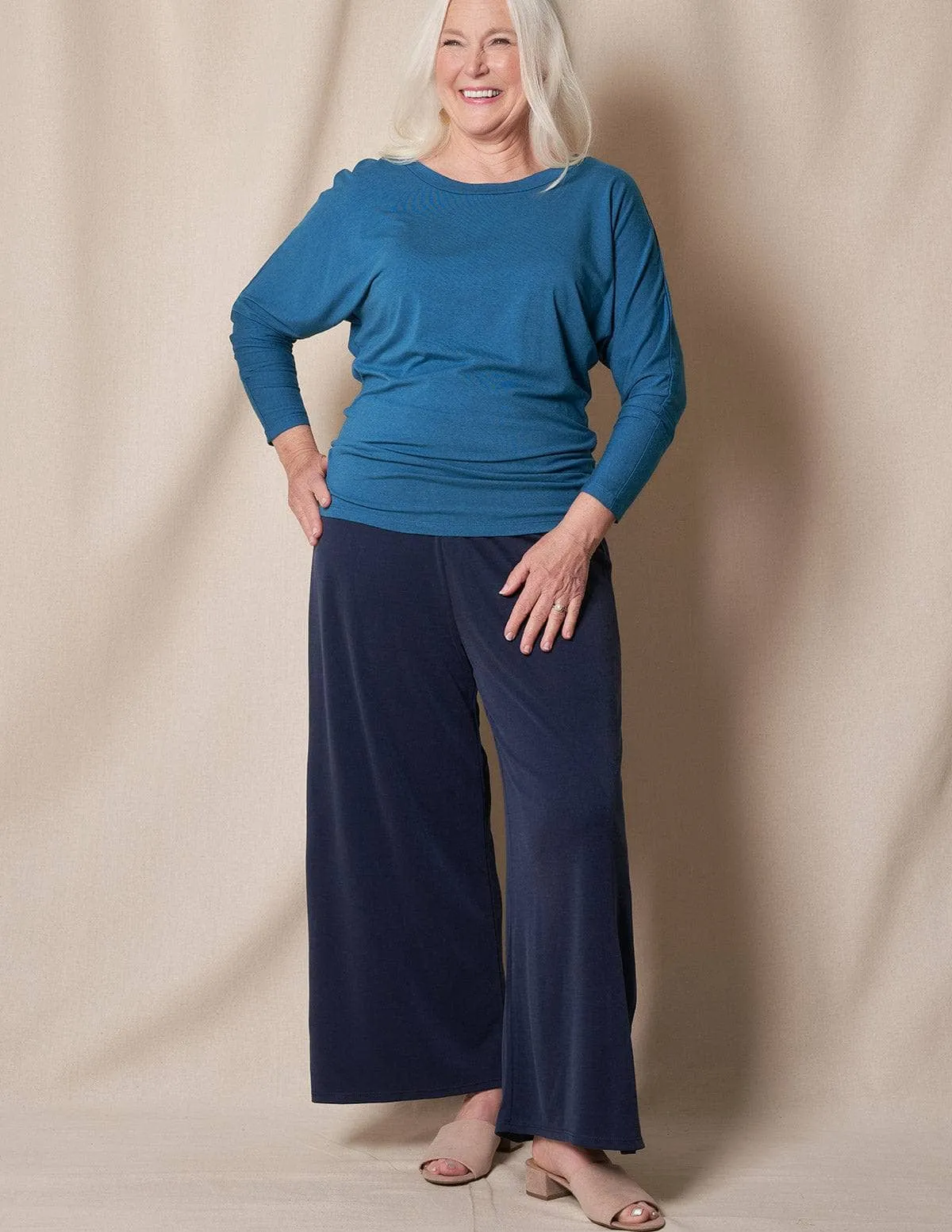 Eva Flowy Pants - Navy