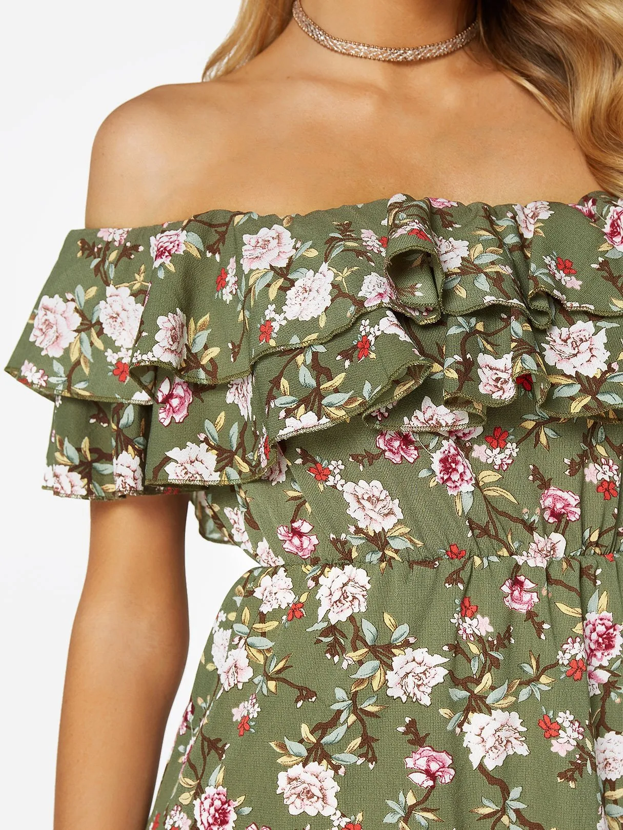 Wholesale Green Off The Shoulder Sleeveless Floral Print Flounced Hem Dresses