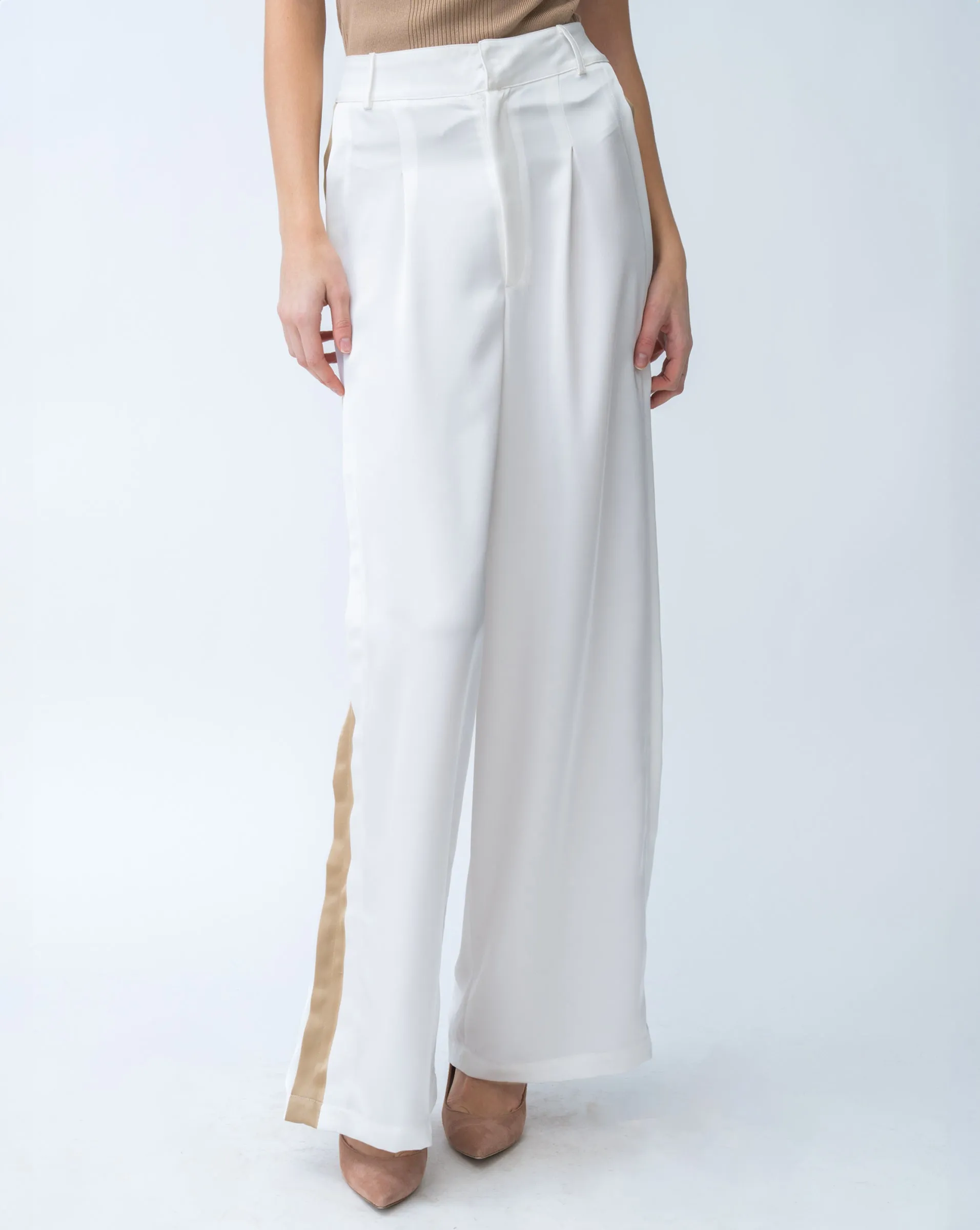 Wide Leg Pleated Pant